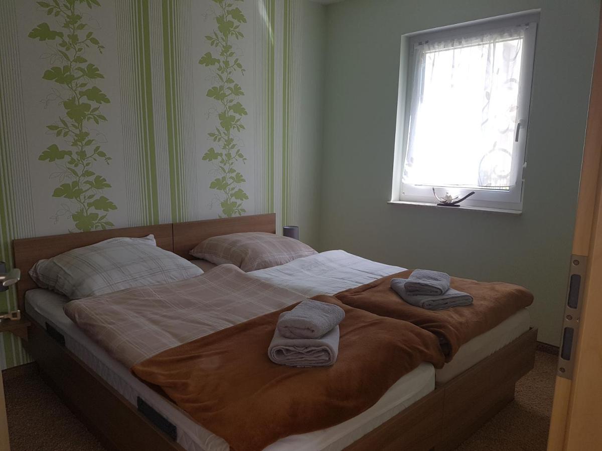 Ferienwohnung Mit Bauernhofflair Loebau Exterior photo