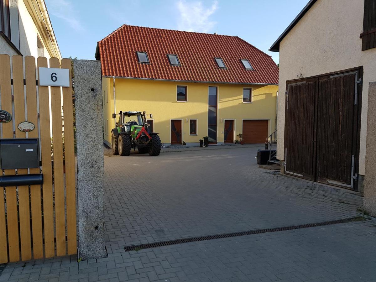 Ferienwohnung Mit Bauernhofflair Loebau Exterior photo